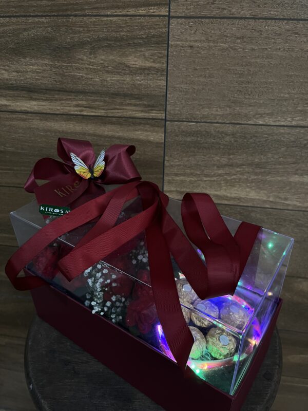 Sacola com Rosas, Chocolate coração com luz de Led - Imagem 2