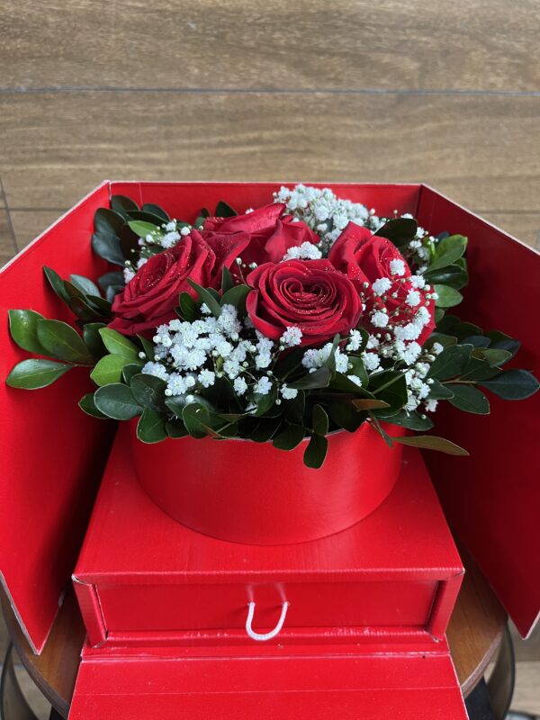BOX surpresa, Rosas vermelhas e Luz Led + Ferrero Rocher - Imagem 3