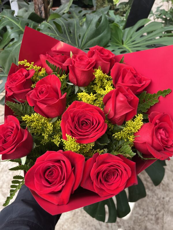 Buquê Uma Dúzia Rosa Nacional - Imagem 3