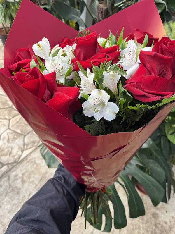 Buquê Meia Dúzia de rosas importadas - Imagem 2