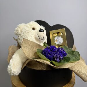 Box Violeta + Urso + Ferrero