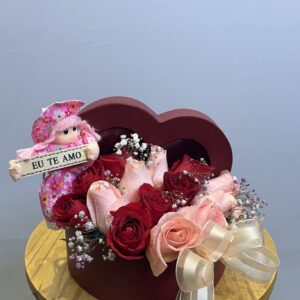 Box P Coração Rosas Vermelhas, Rosas Cor de Rosa + Pelúcia