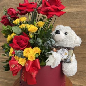 BOX Urso carinhoso, Rosas vermelha e amarela + Ferrero Rocher