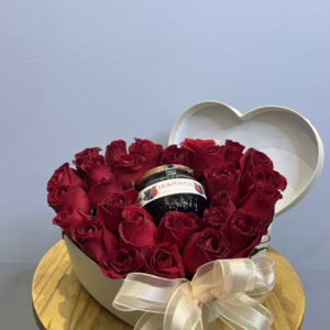 Box Coração 29 Rosas Vermelhas + Geléia Frutas Silvestres