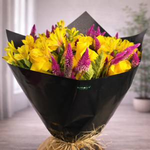 Uma dúzia importada Amarela + Astromélias e Celósia