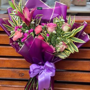 RAMALHETE FLORES MISTAS ROXO